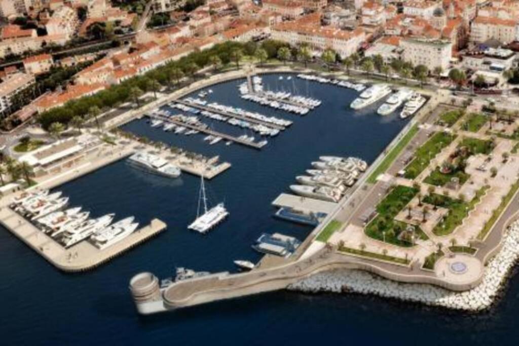"Les Alizes" Cote Piscine Proche Bord De Mer Saint-Raphaël Екстериор снимка